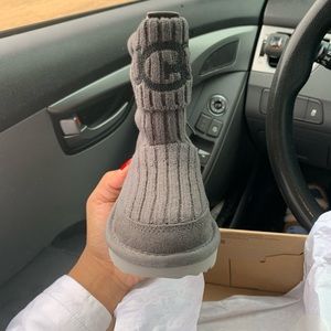 Kids uggs 8c